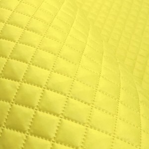 17mb OUTLET PUMI żółta Tkanina pikowana w romby 3x3cm Odzieżowa na kurtki torebki Materiał