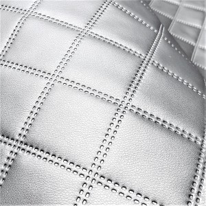 18,5mb OUTLET Ekoskóra SOFT srebrna pikowana w romby 7x7 Tkanina Skaj Derma Obiciowa Wodoodporna