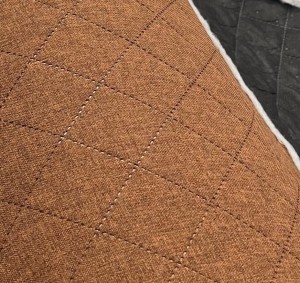 29,5MB LEW - LUX OUTLET 5X5 BRĄZOWA Tkanina pikowana tapicerska Materiał obiciowy meblowy